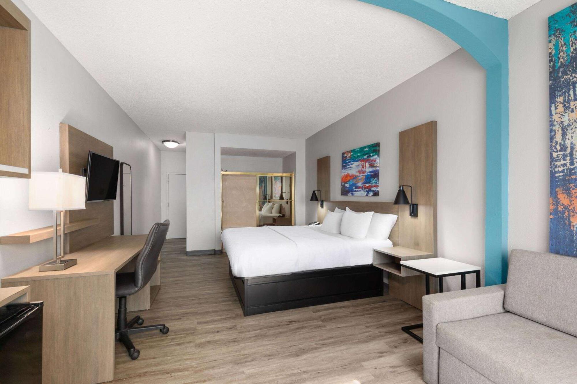 La Quinta Inn By Wyndham Decatur Alabama Extérieur photo
