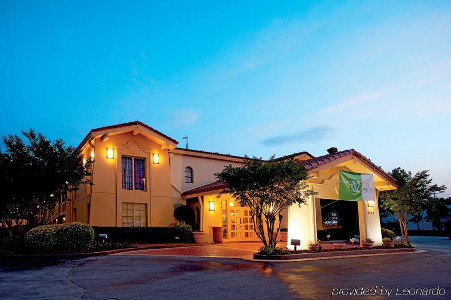 La Quinta Inn By Wyndham Decatur Alabama Extérieur photo