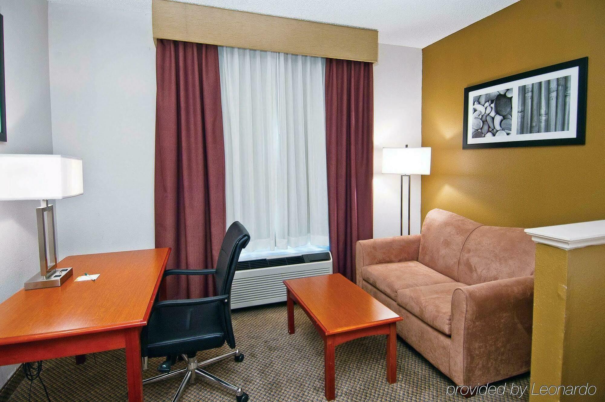 La Quinta Inn By Wyndham Decatur Alabama Chambre photo